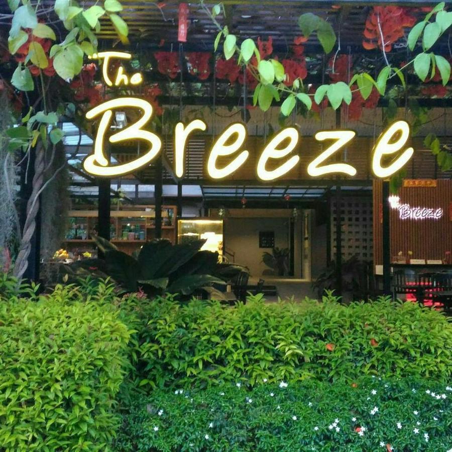 The Breeze Lipe Resort Esterno foto